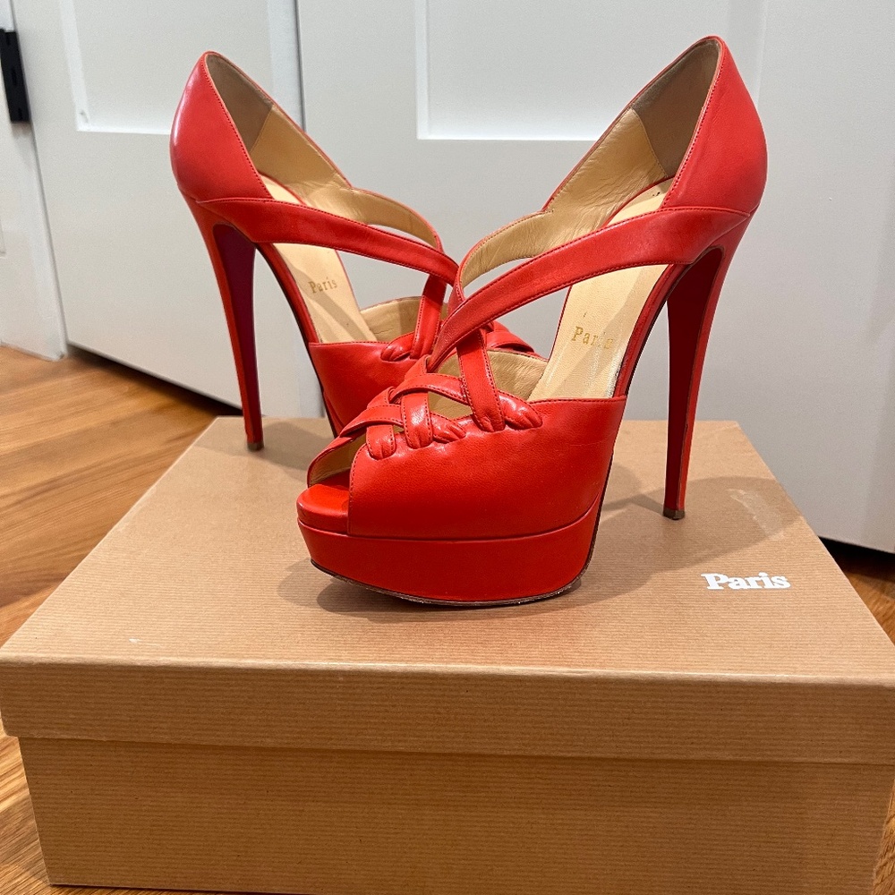 Louboutin Lady Corset 150